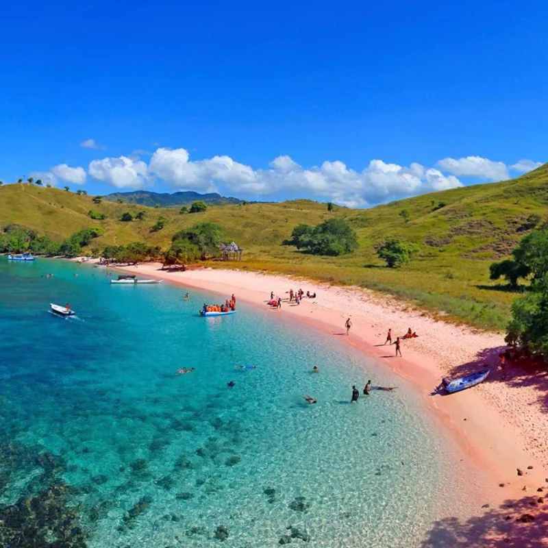 7-tourism-achievements-awards-for-indonesia-in-2022-to-inspire-your-next-visit-mobile